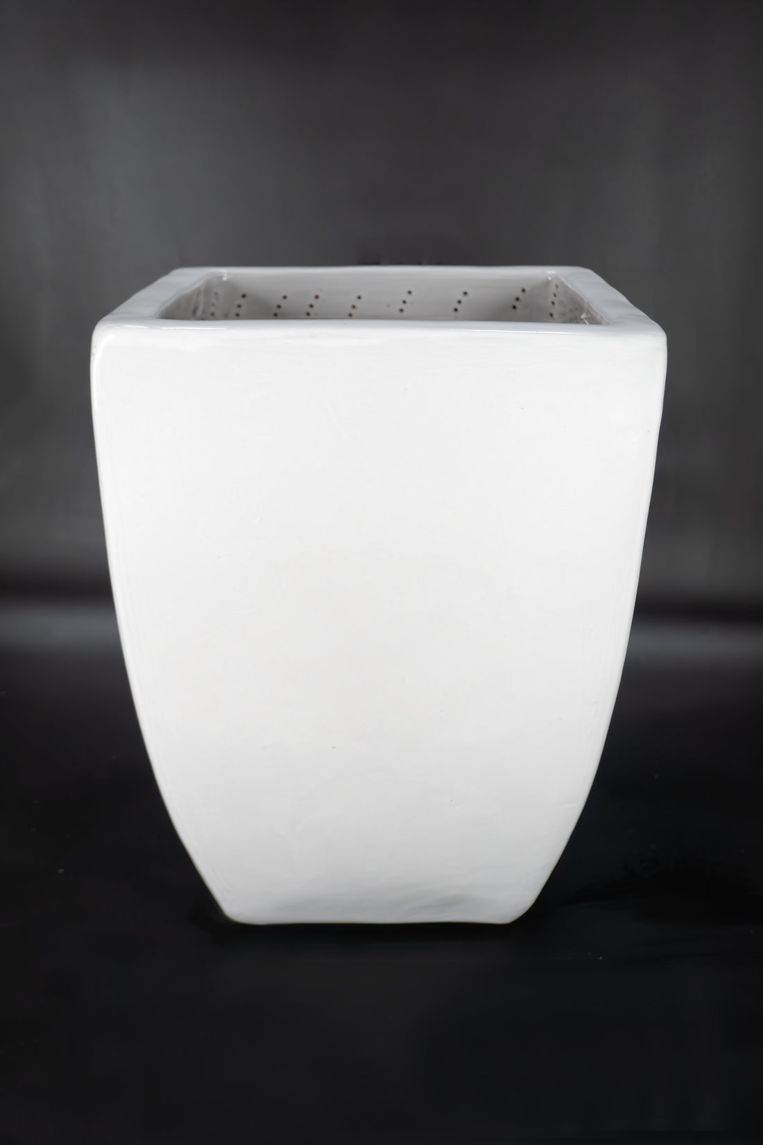 Smooth Bowed Square Planter