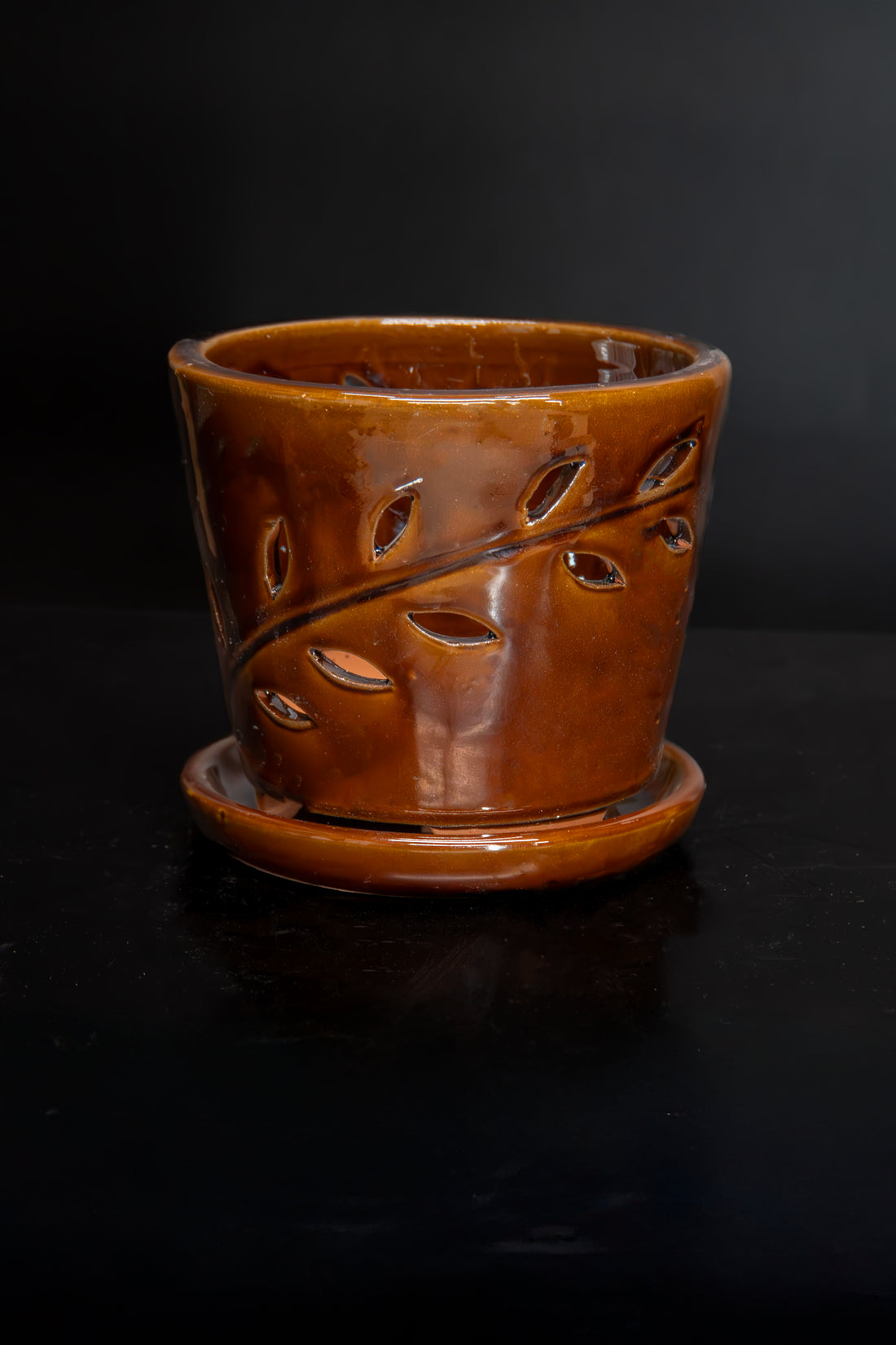 Leaf Orchid Pot