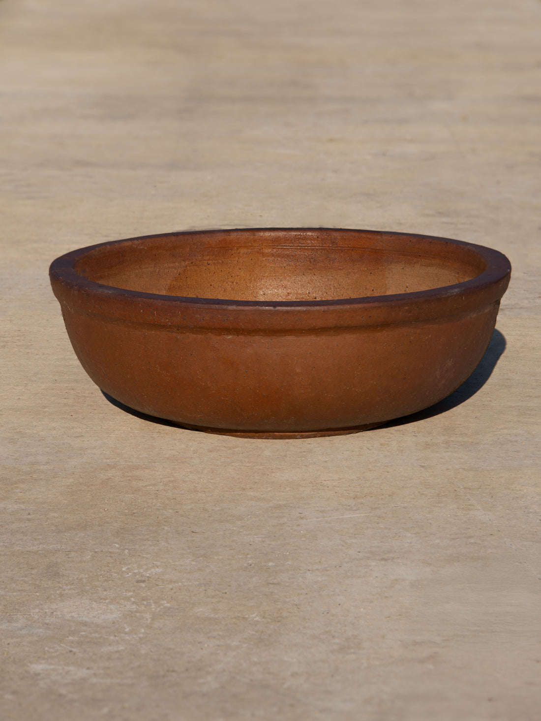 Black Clay Lipped Low Bowl Planter