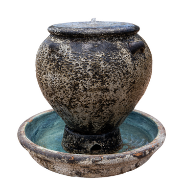 Oceanic White Short Bulb with Handles Fountain