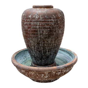 Snow Brown Ribbed Vase Fountain
