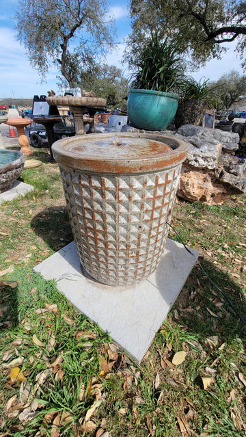 Rustic White Waffle Bullet Fountain
