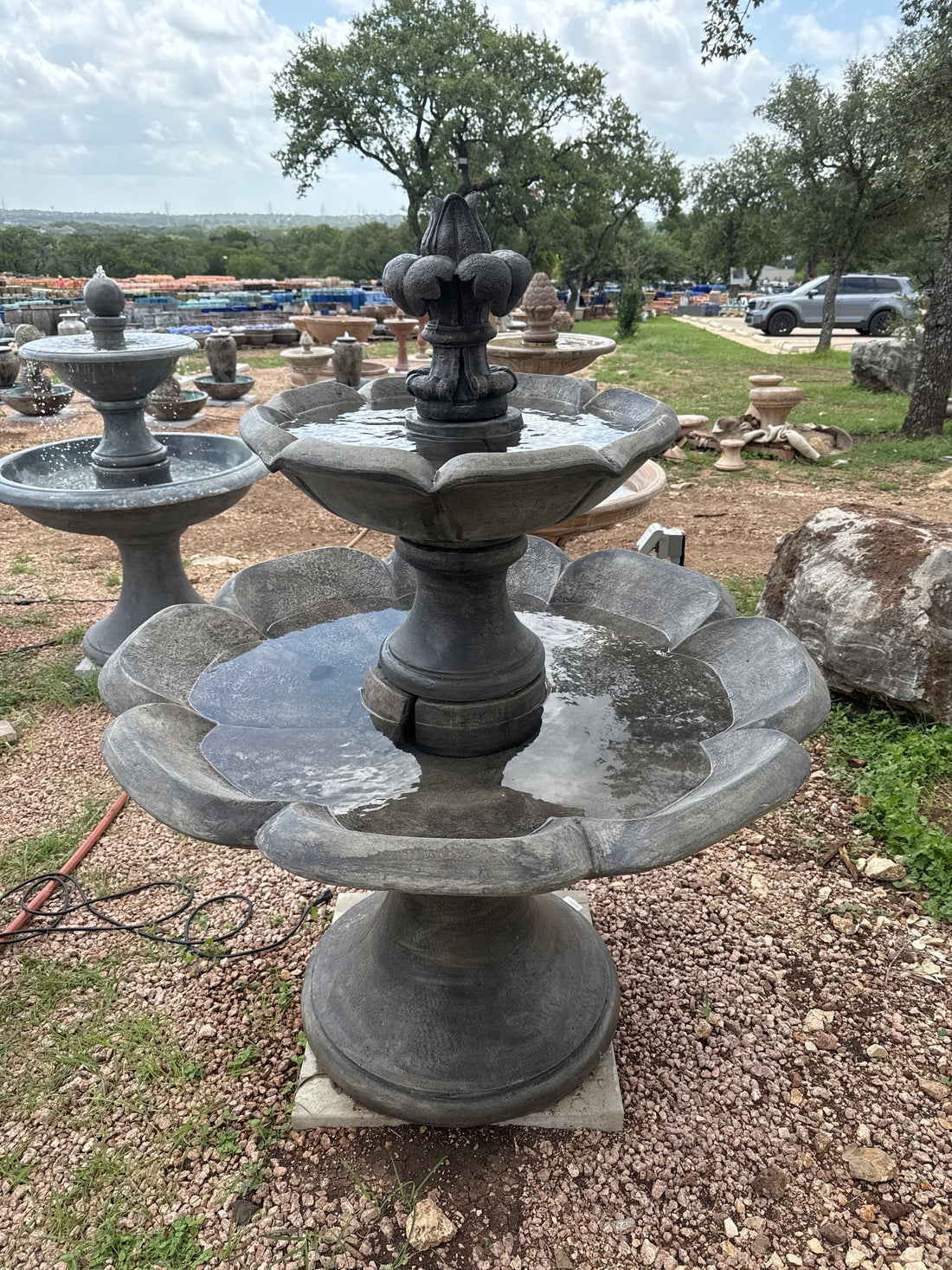 Tulip 2 Tier Fountain