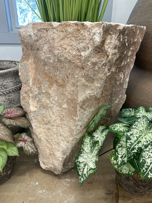 XL Tinaja Rock Planter