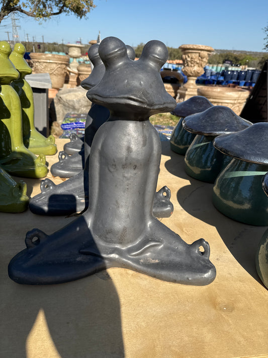 Matte Black XL Yoga Frog