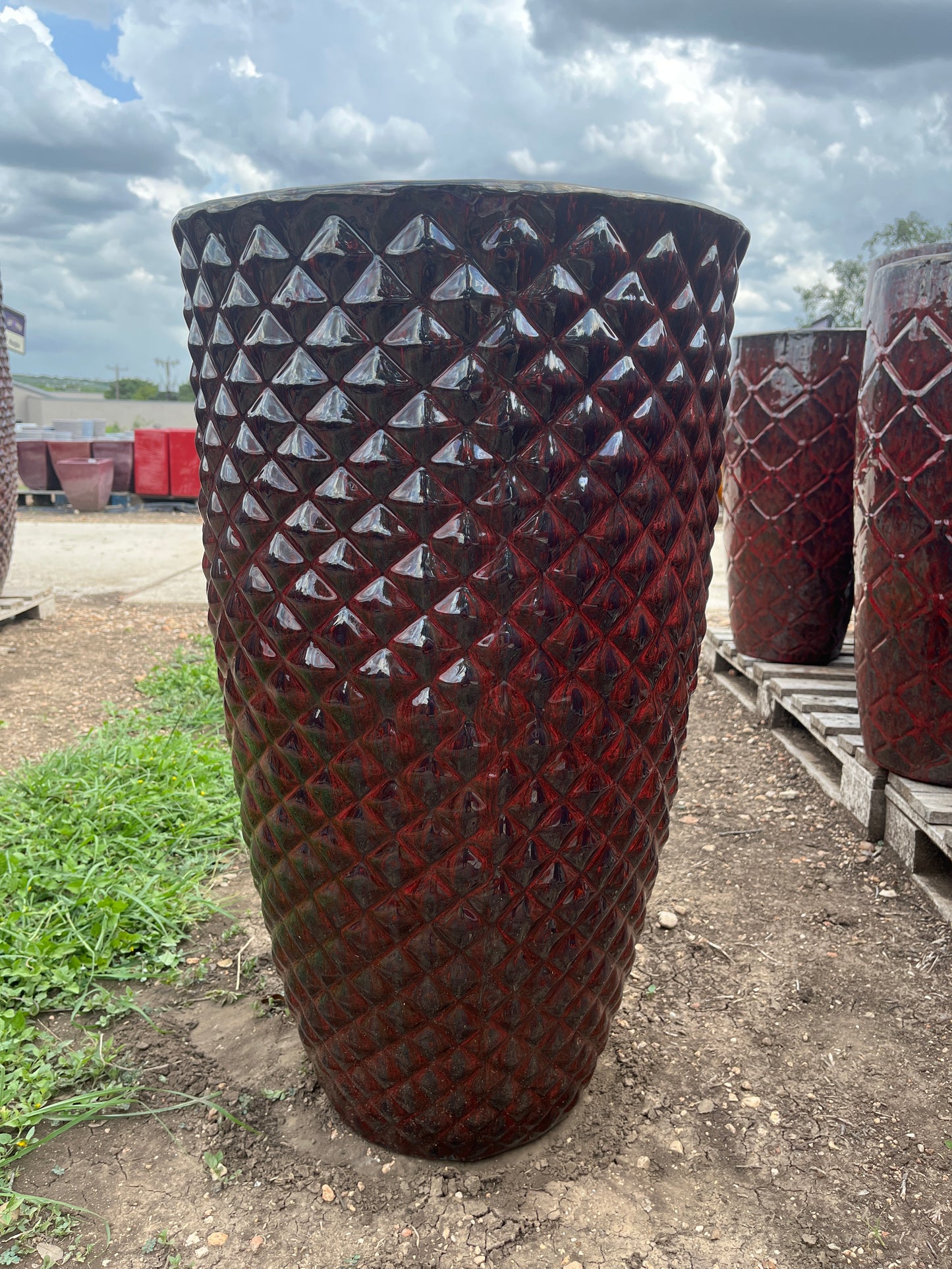 Red Wine Large Diamond Prism Planter 39"