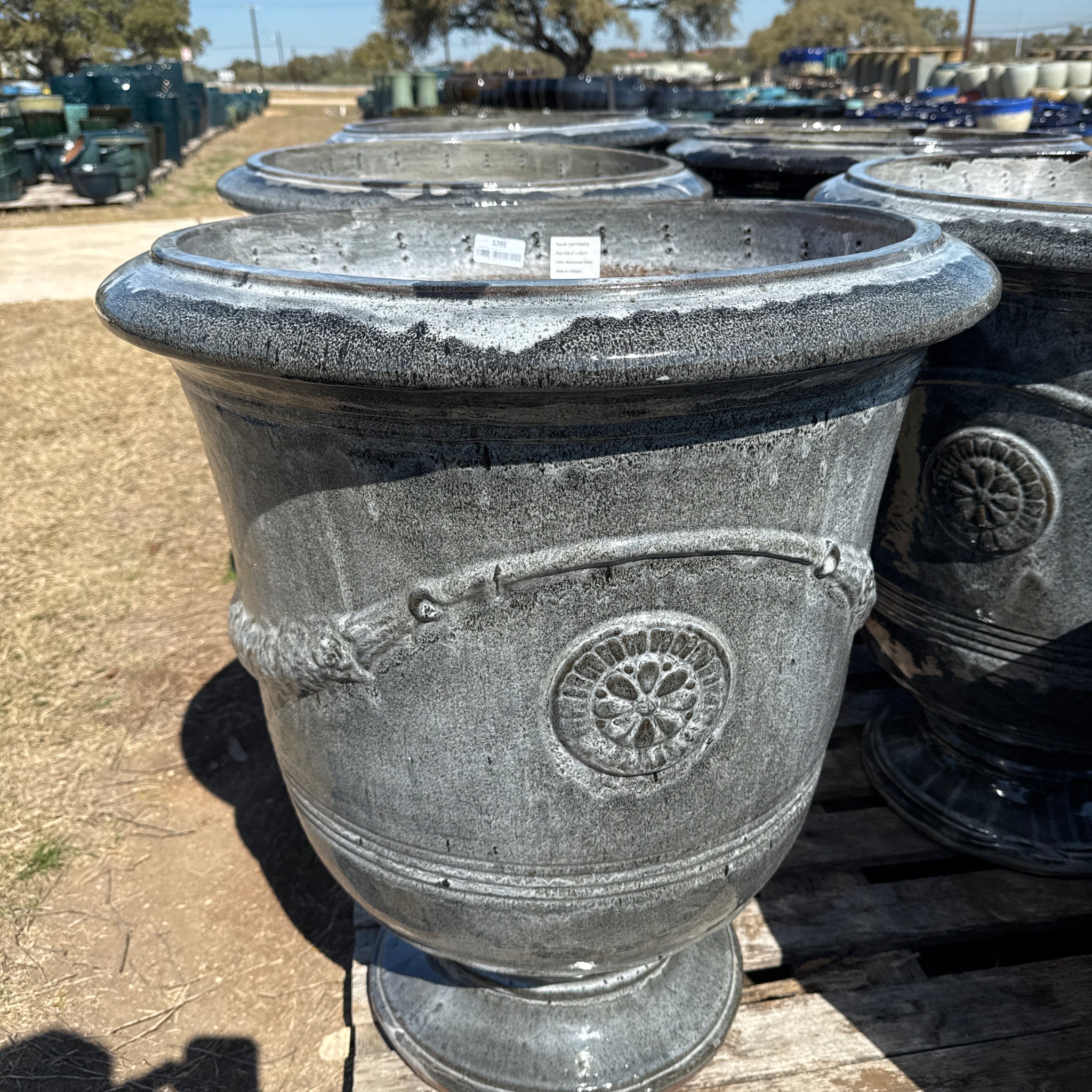 Blossomed Black Anduze Urn
