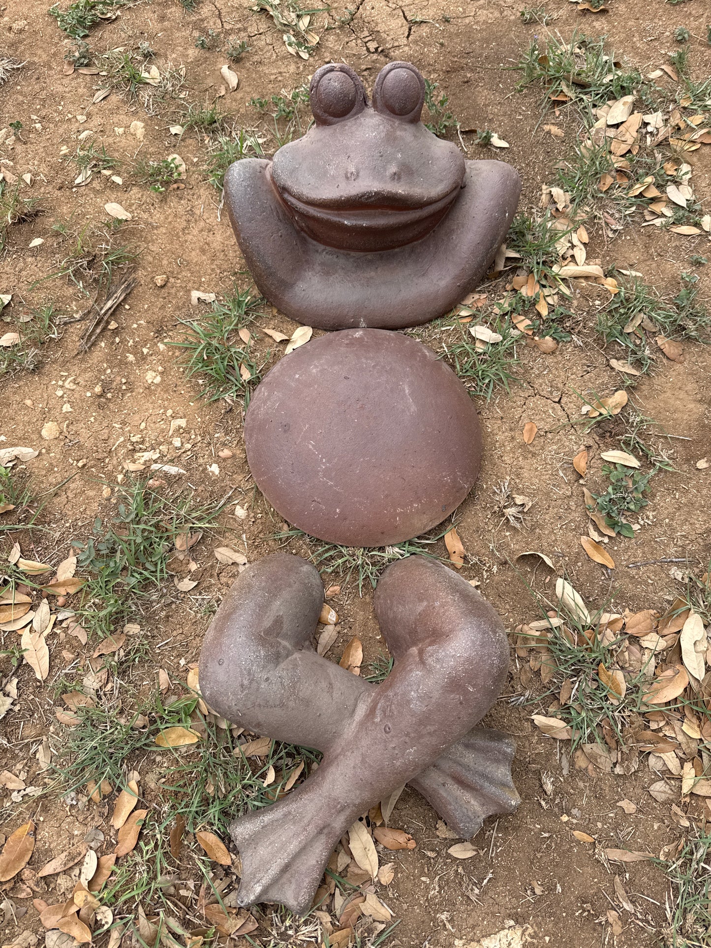 Black Clay Relaxing Frog 3 Piece