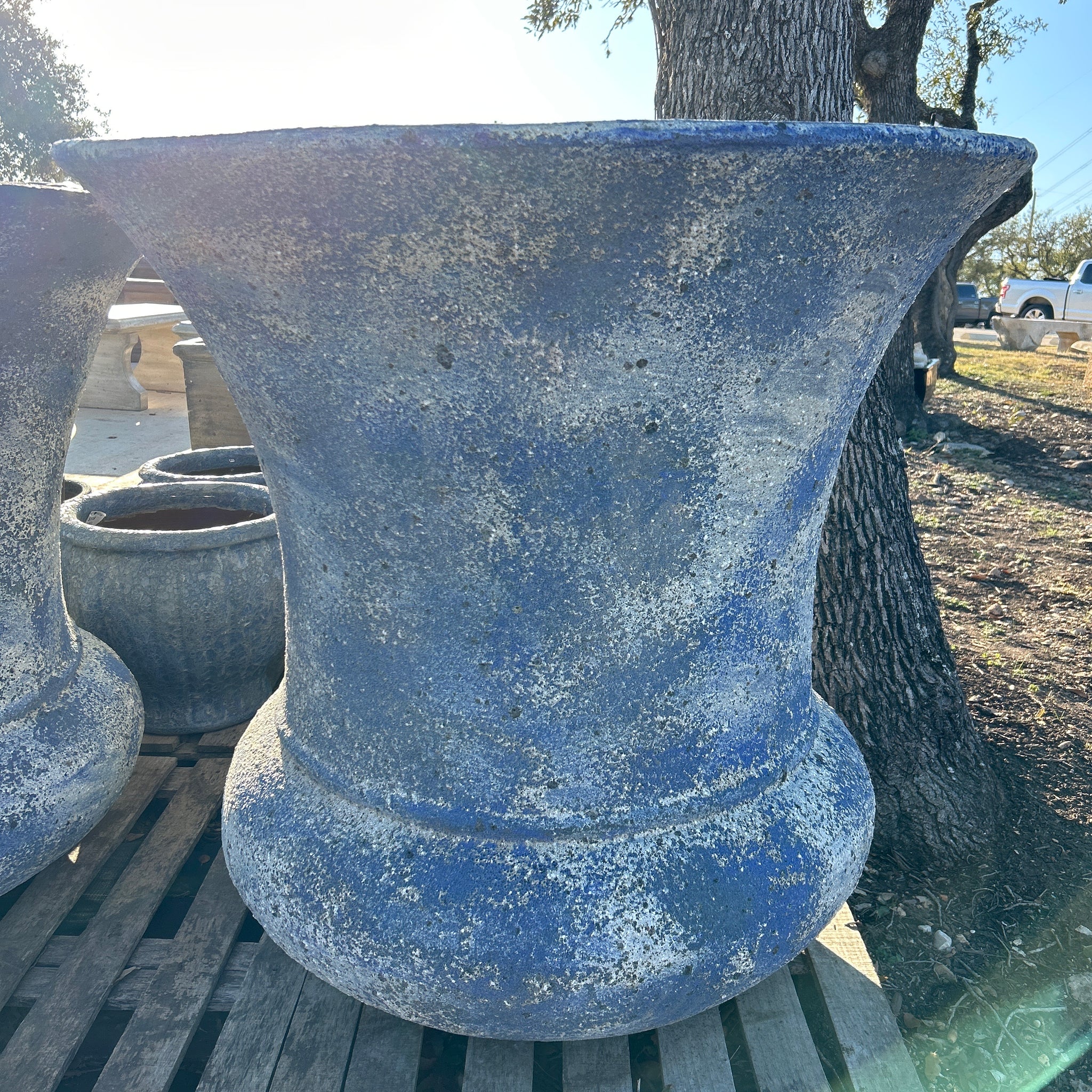 Snow Blue Inward Rounding Planter