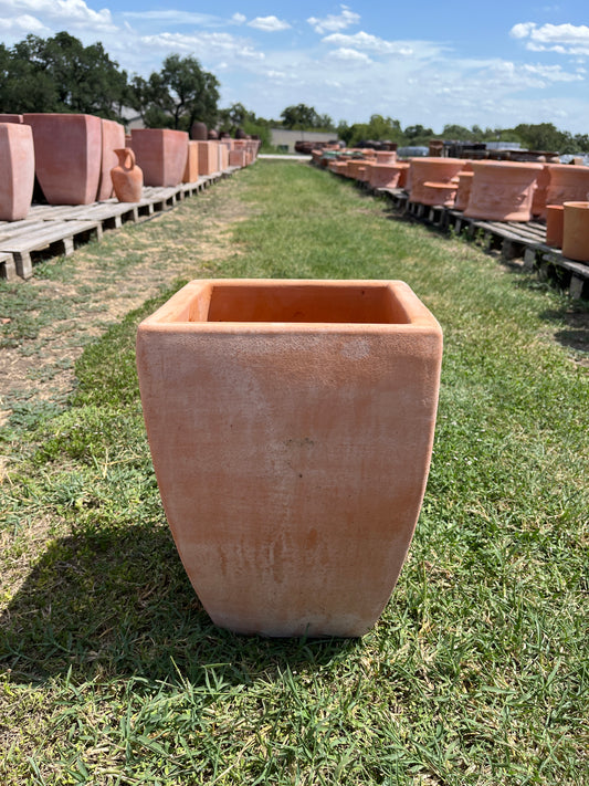 Terracotta Square Tapered Curved 15"