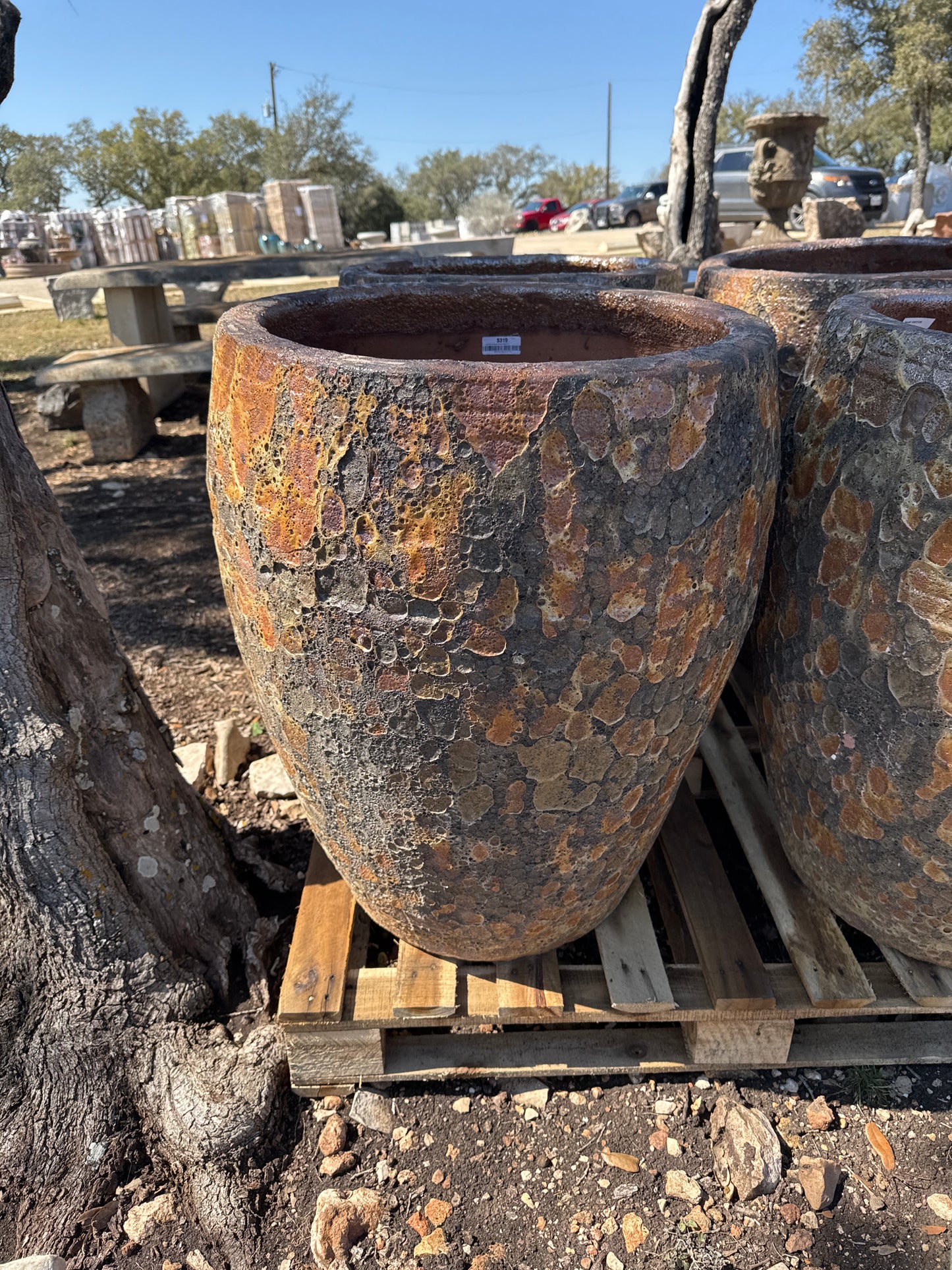 Bubbled Rust Smooth Bowed Planter