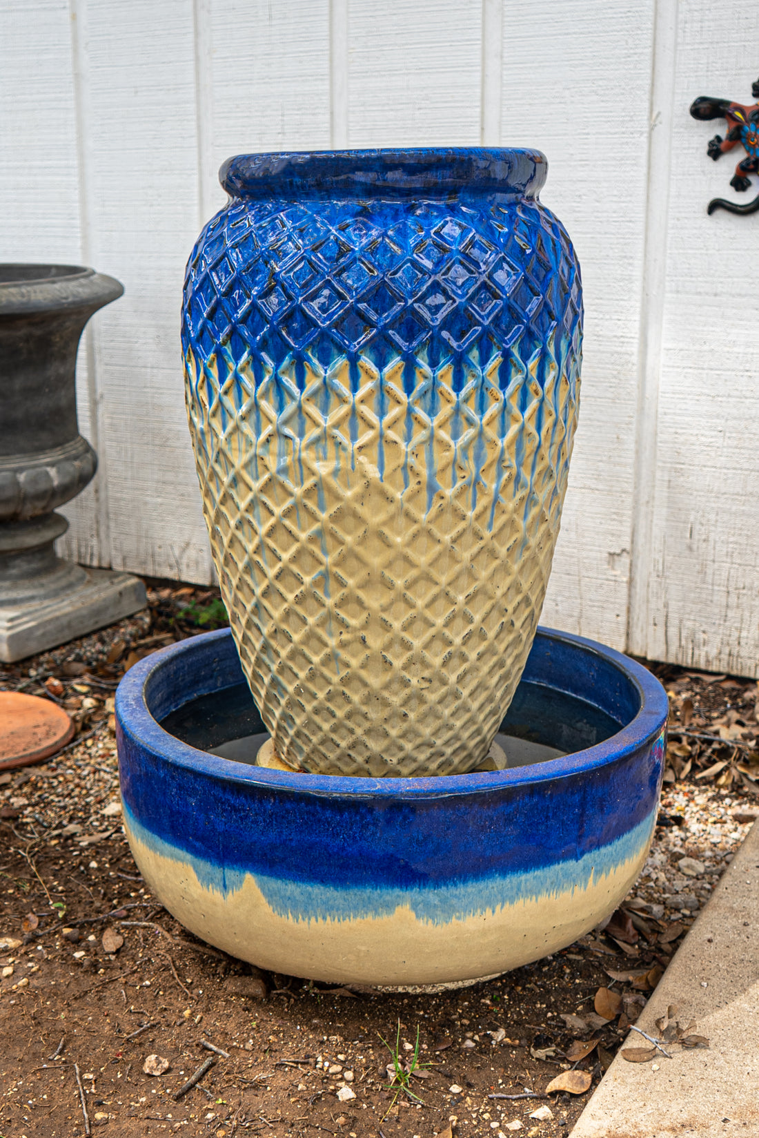 Blue on Cream Hatched Fountain Jar