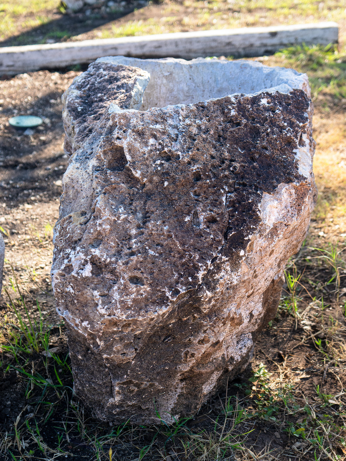 XL Tinaja Rock Planter