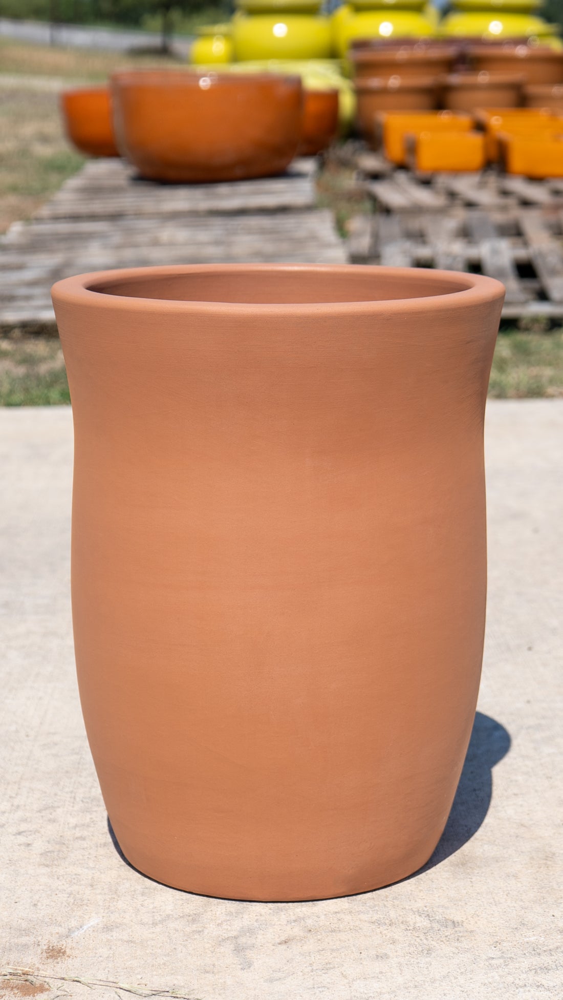 Wide Tubular Planter