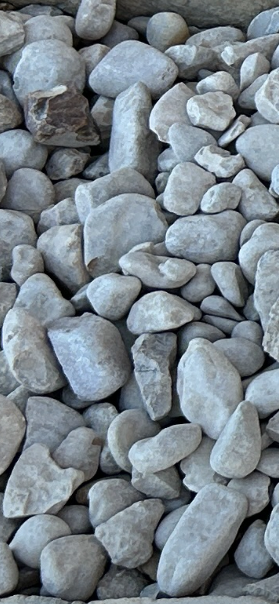 1-2" Cibolo River Rock (pallet/bag 1.5yd)