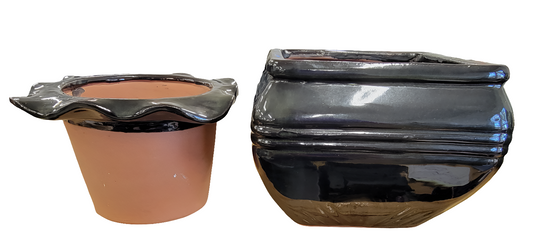 Shiny Black Ripple Rim Self Watering Pot