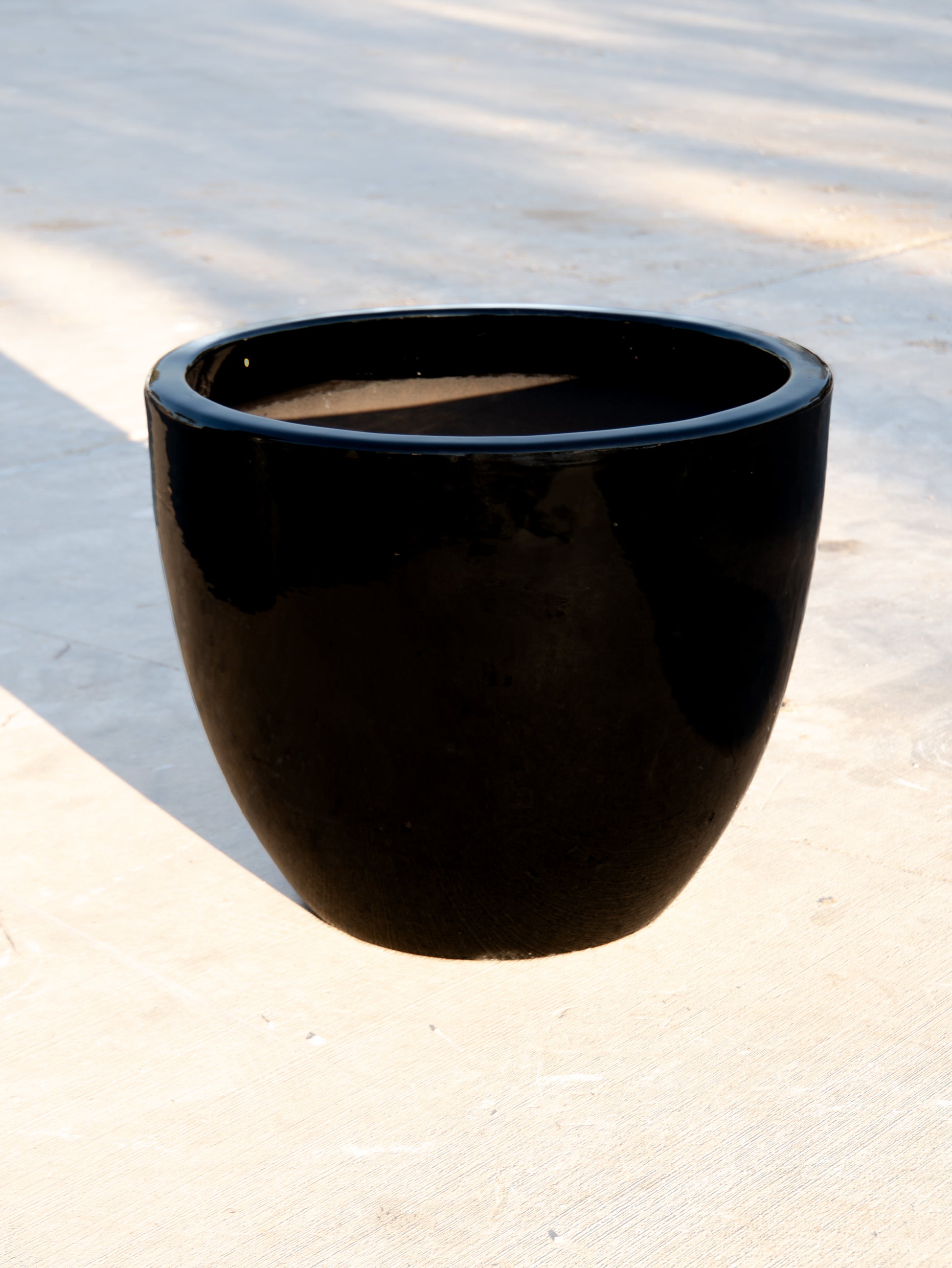 black gloss ceramic plant pots Lipless Round Planter