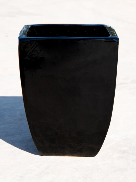 Glossy Black Smooth Bowed Square Planter 15"